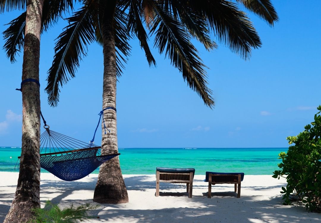 holidaytrips zanzibar beach